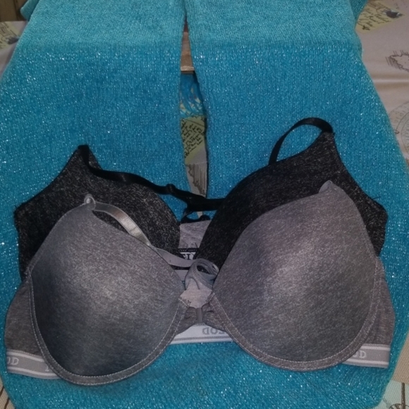 Izod Other - 🎈3/$12🎈 Izod 2 pack Bras 38C